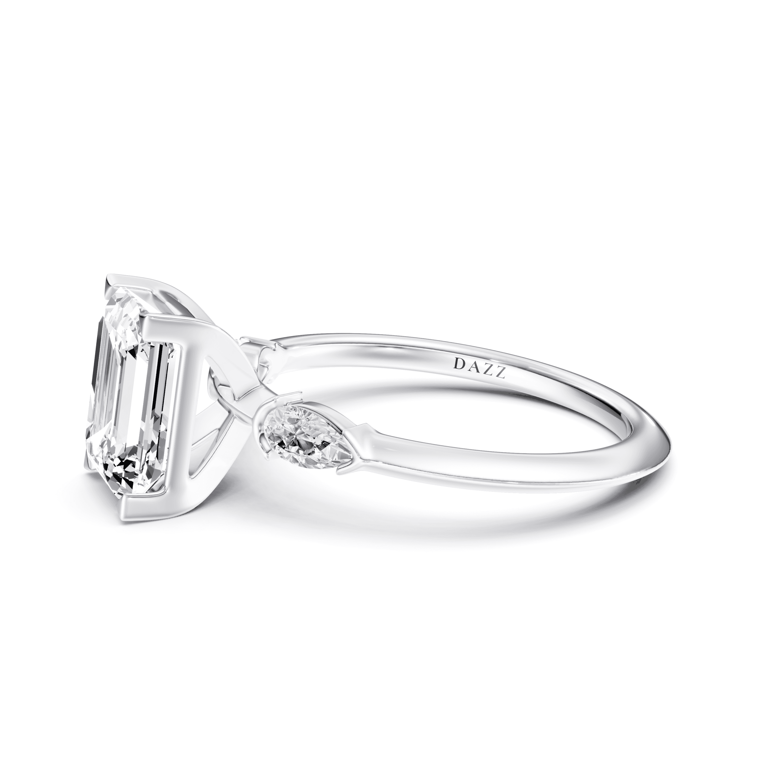 DAZZ Ring Emerald — White Gold view 2