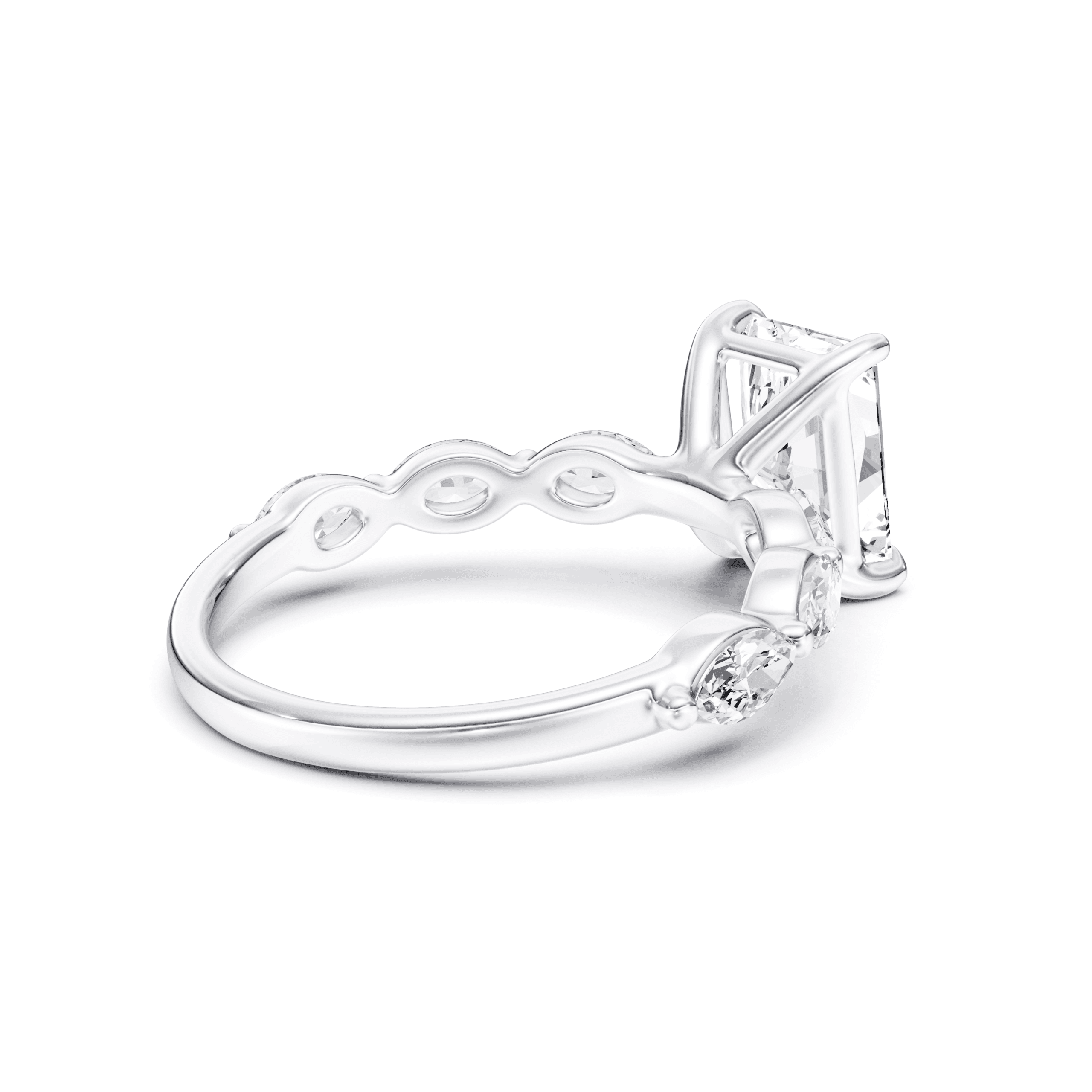 Solitaire Marquise Radiant — White Gold view 2